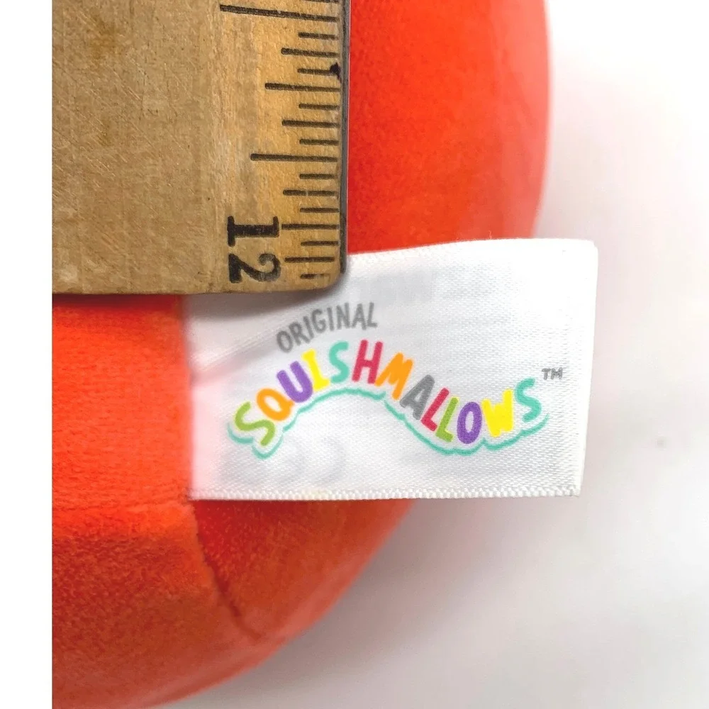 Squishmallow‎ Illia the Red Sriracha Hot Pepper Sauce Plush Food Squad 8